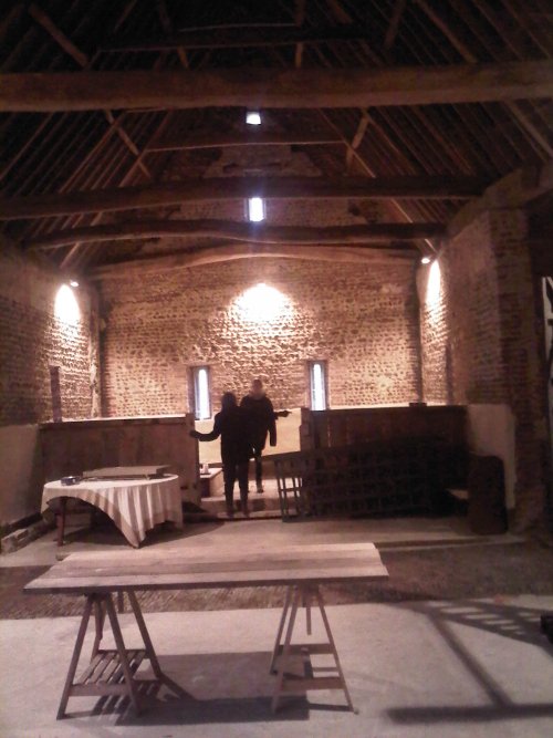 Hunworth barn